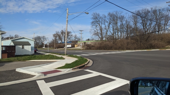 PXL_20230304_213545523-563x317-731a7a1